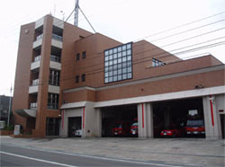 消防本部・弘前消防署の外観