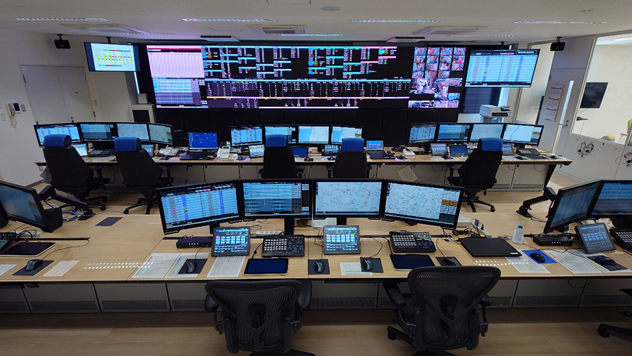 弘前・西北五地域共同消防指令センター内部の写真